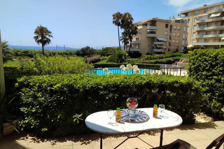 Antibes T2 Vue Mer 48M2 Terrasse Parking Piscine Plage Leilighet Eksteriør bilde